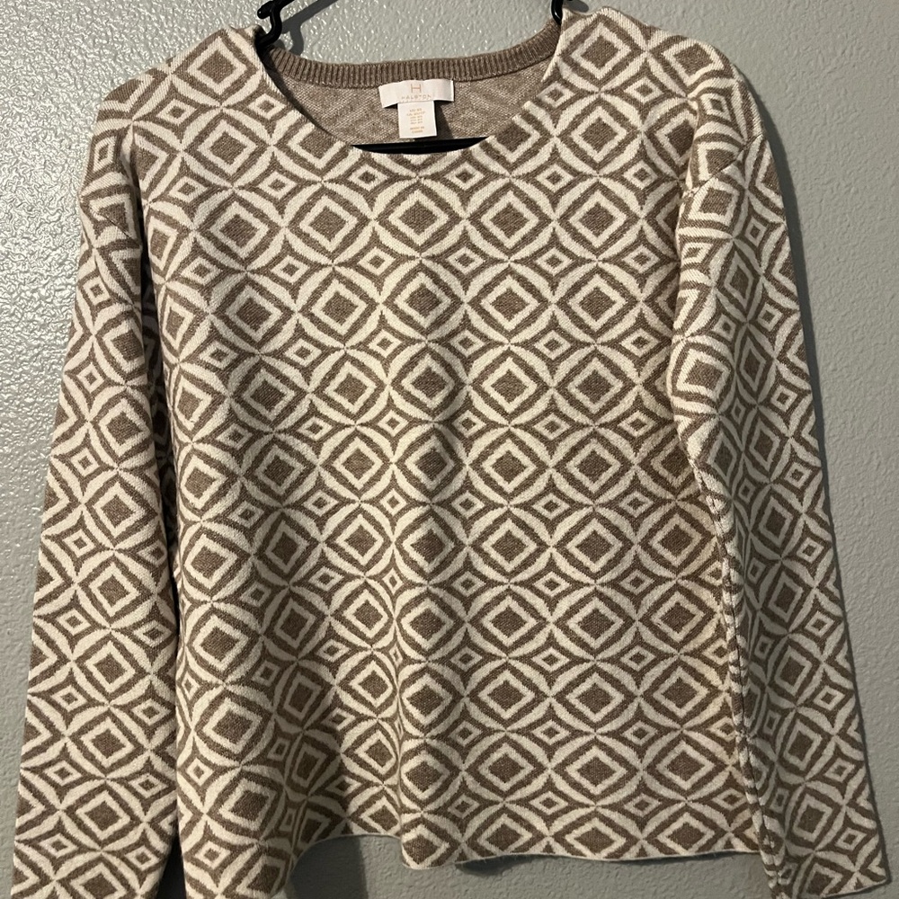 Halston Heritage Beige Diamond Pattern Sweatshirt